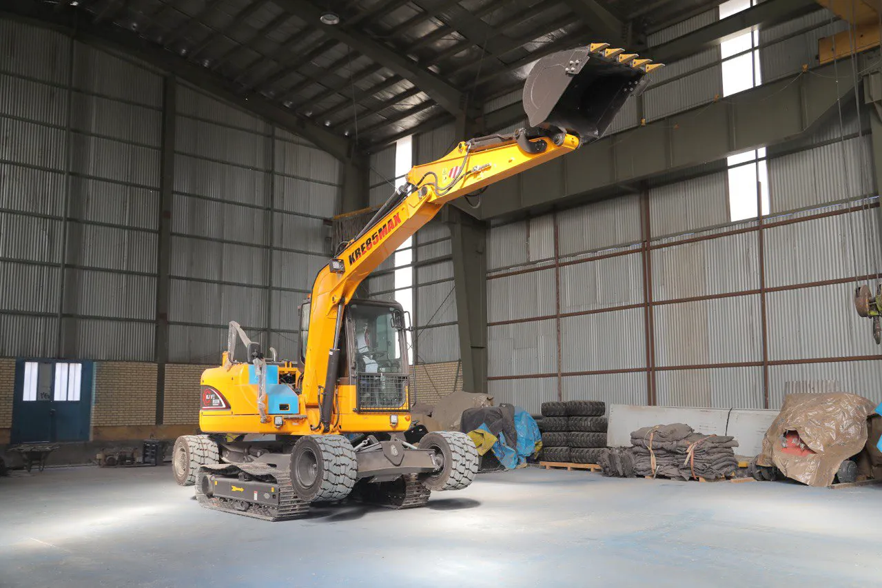 مینی بیل ۸/۵ تن ساوه کد MA-KA-004