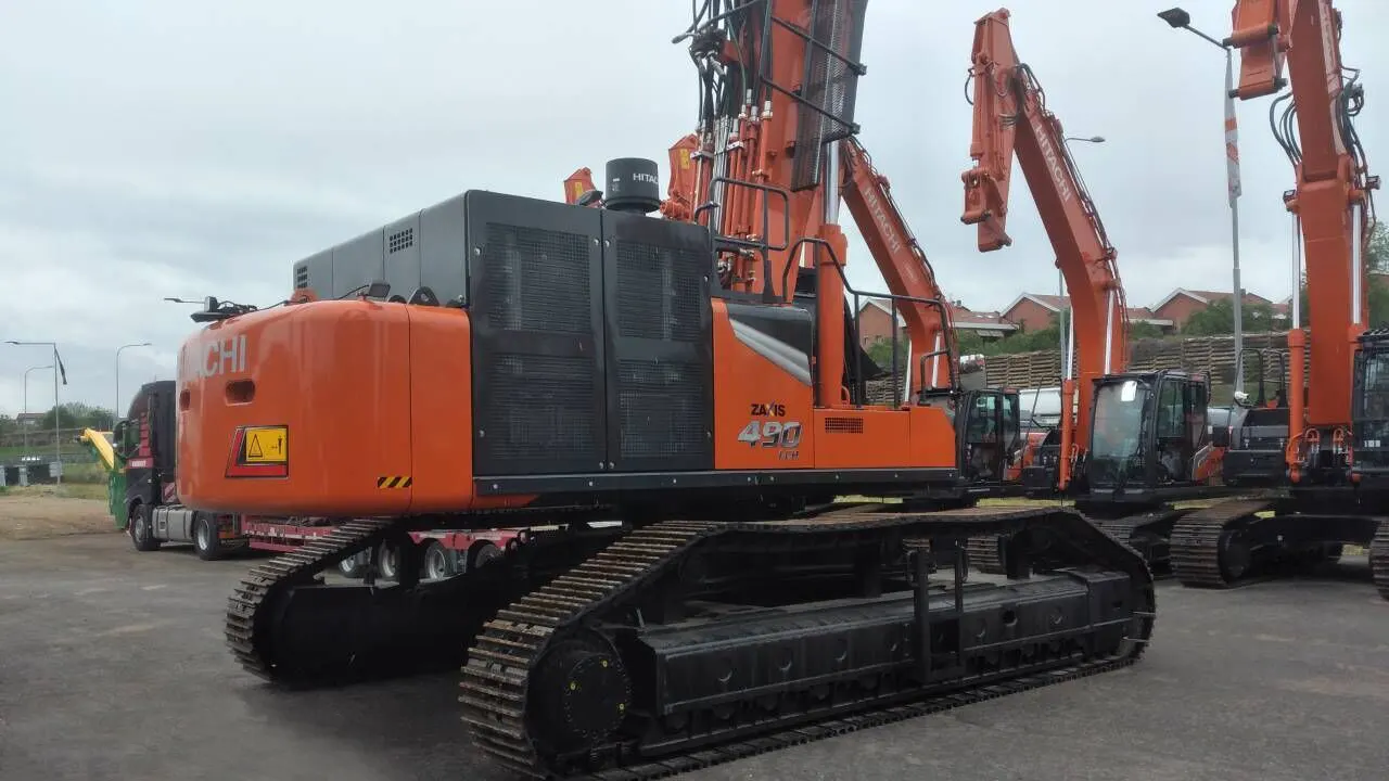 بیل مکانیکی ۴۹۰ هیتاچی کد MA-HI-007